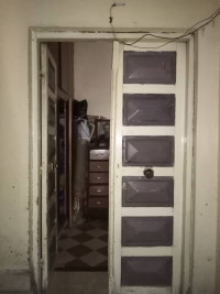 بيت ارضي للبيع مع ارض ديار